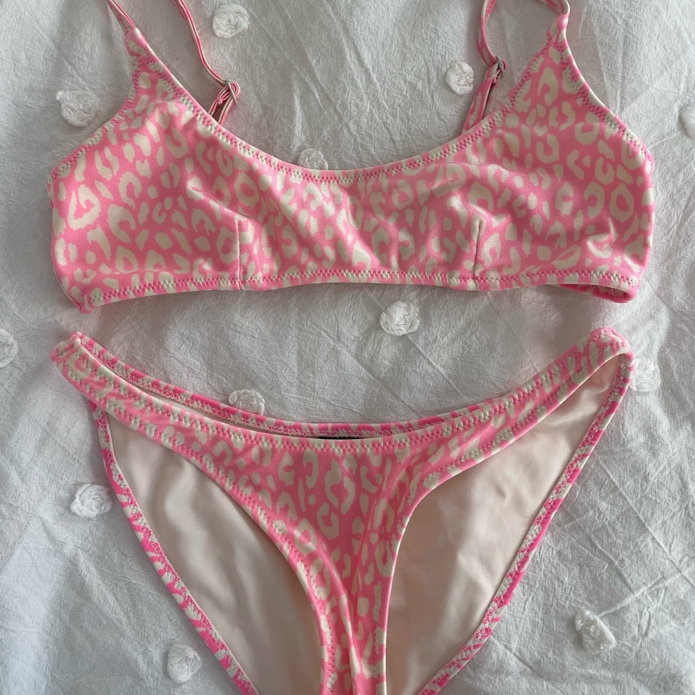 TRIANGL MACI STYLE